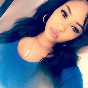 Meet your Posher, Lydia